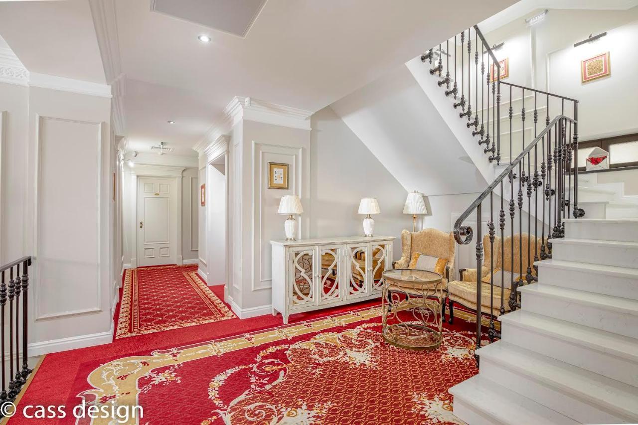 Hotel Versay Băile Herculane Dış mekan fotoğraf