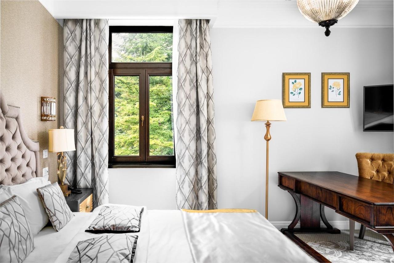 Hotel Versay Băile Herculane Dış mekan fotoğraf